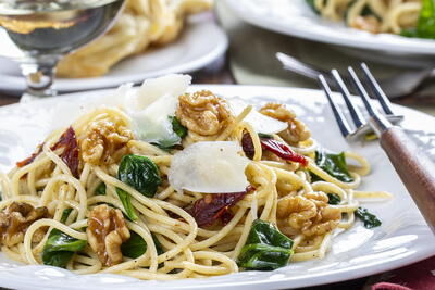 California-Dreaming-Pasta-Toss_ArticleImage-CategoryPage_ID-2749881